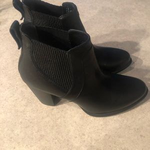 Ugg Cobie - Black
